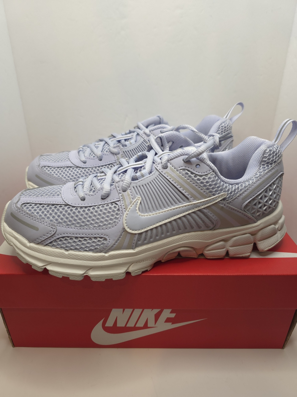 Nike vomero 5 ghost summit white 7Y/8.5W brand new in box. - Picture 2 of 8